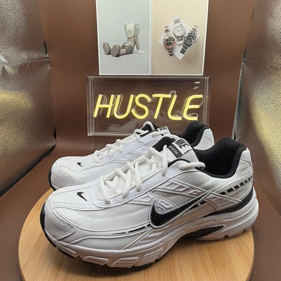 Nike Initiator White/ Black men’s Size 10.5 Brand New - Picture 2 of 11